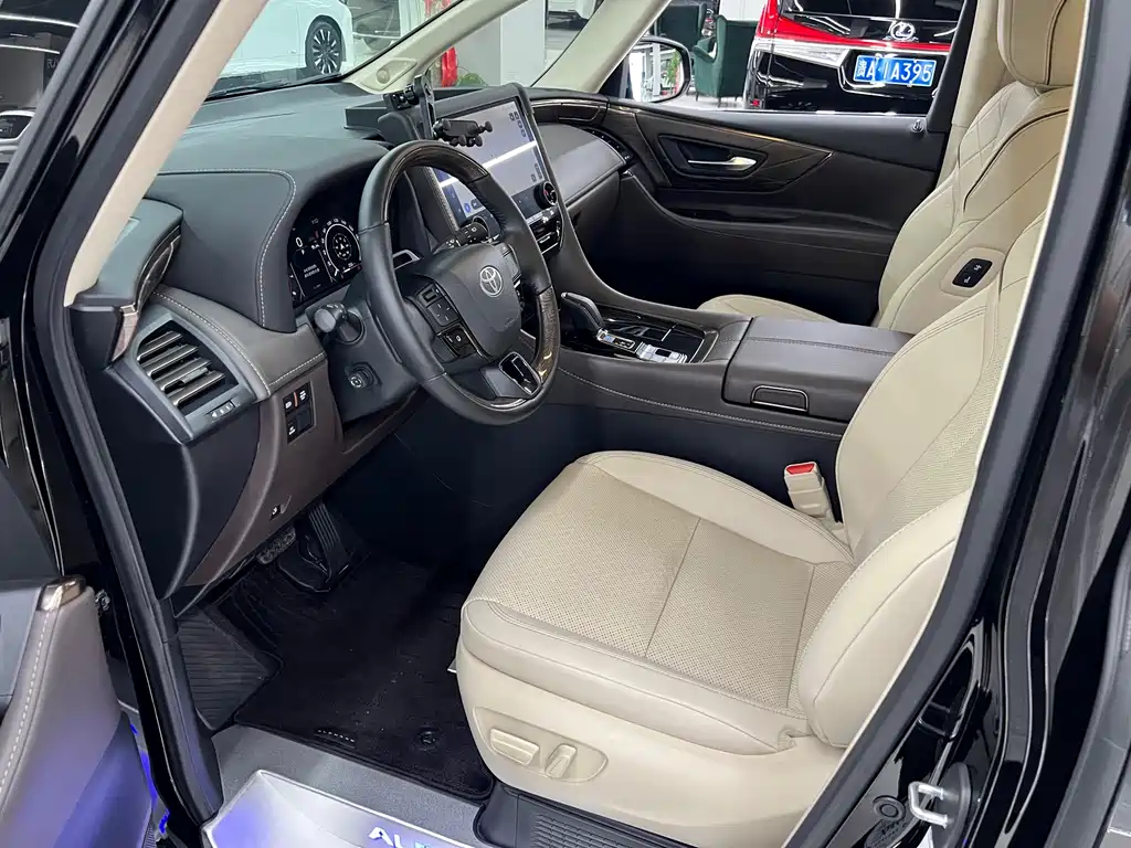 Toyota Alphard Hybrid 2.5L Premium Enjoy Edition, фото 22
