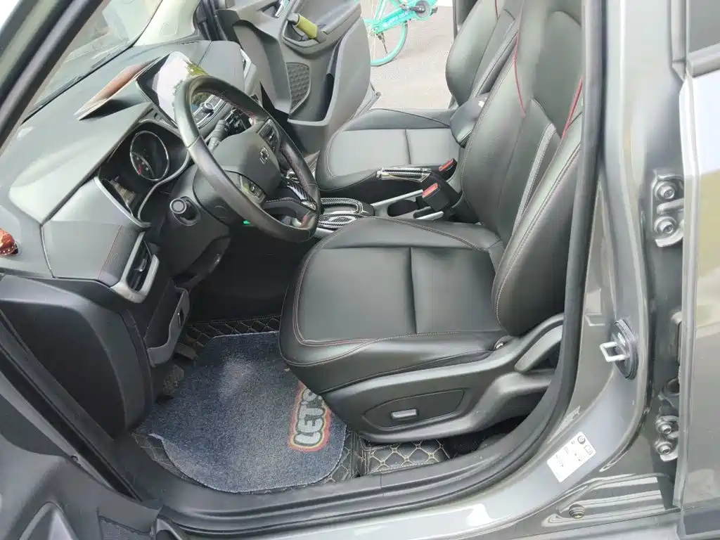 Chevrolet Trax — миниатюра 16