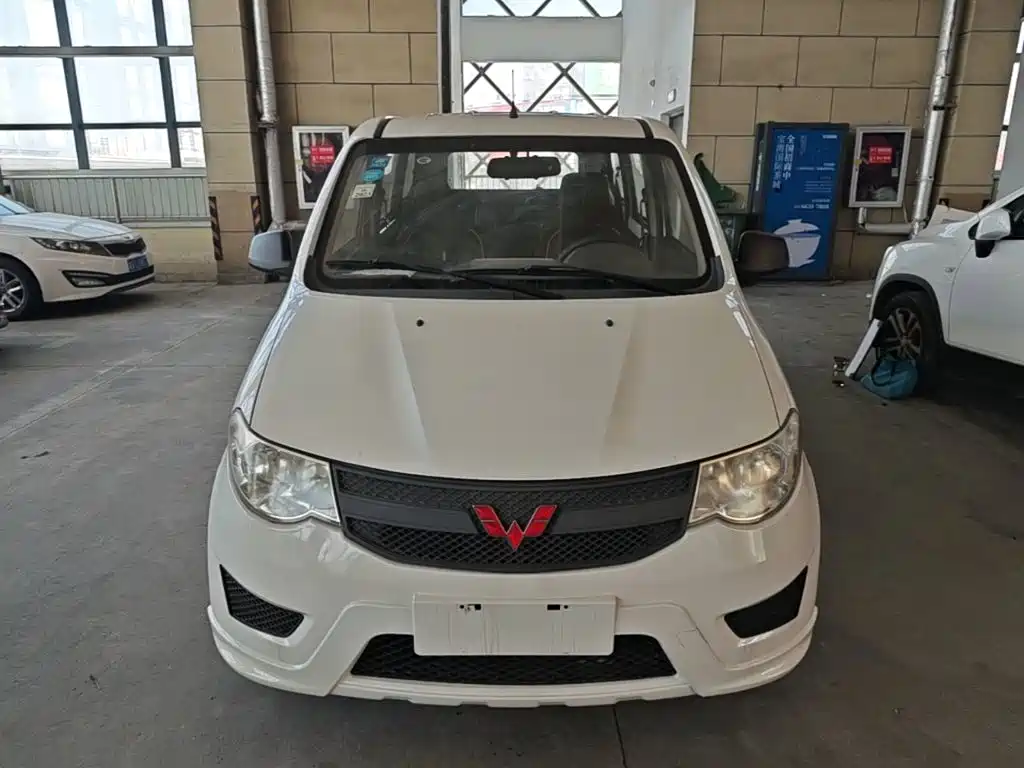 Wuling Hongguang — миниатюра 3