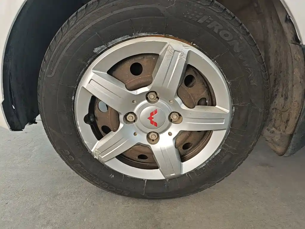 Wuling Hongguang — миниатюра 23