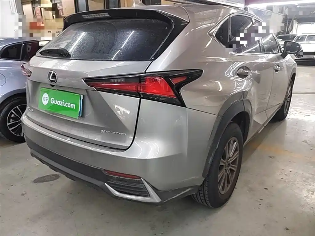 Lexus NX 2017 200