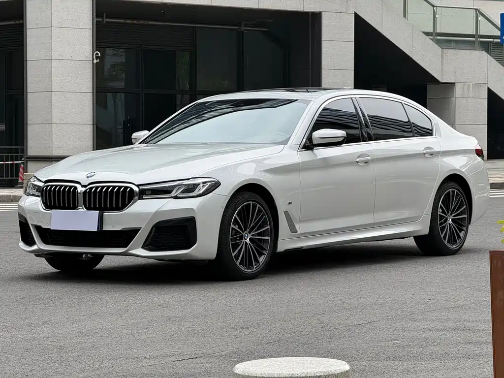 BMW 5 Series 2022