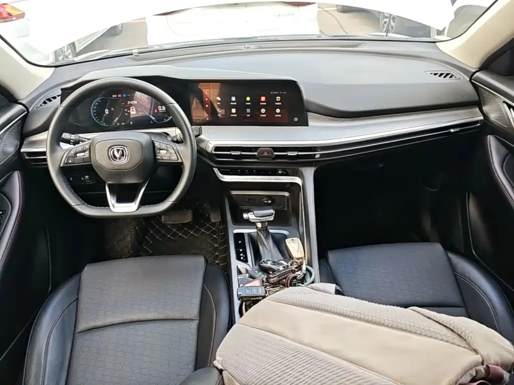 Changan CS35PLUS — миниатюра 10