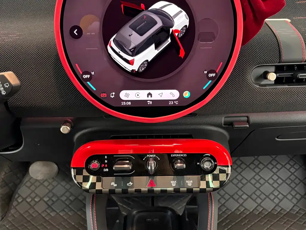 Mini JCW 2025 JOHN COOPER WORKS