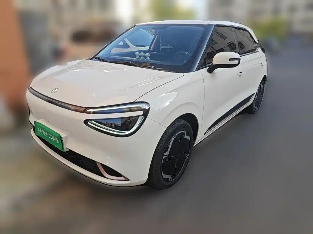 eπ Nano 01