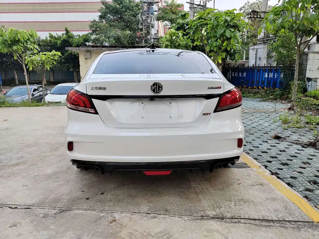 MG MG6 — миниатюра 5