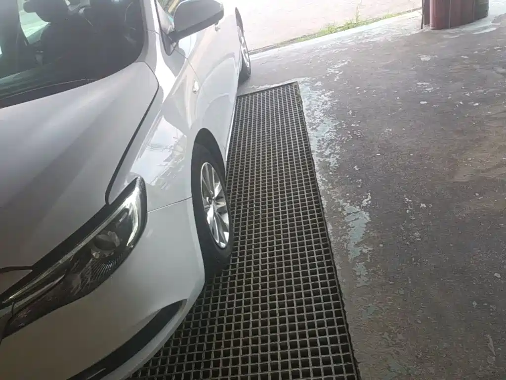 Buick Excelle — миниатюра 23
