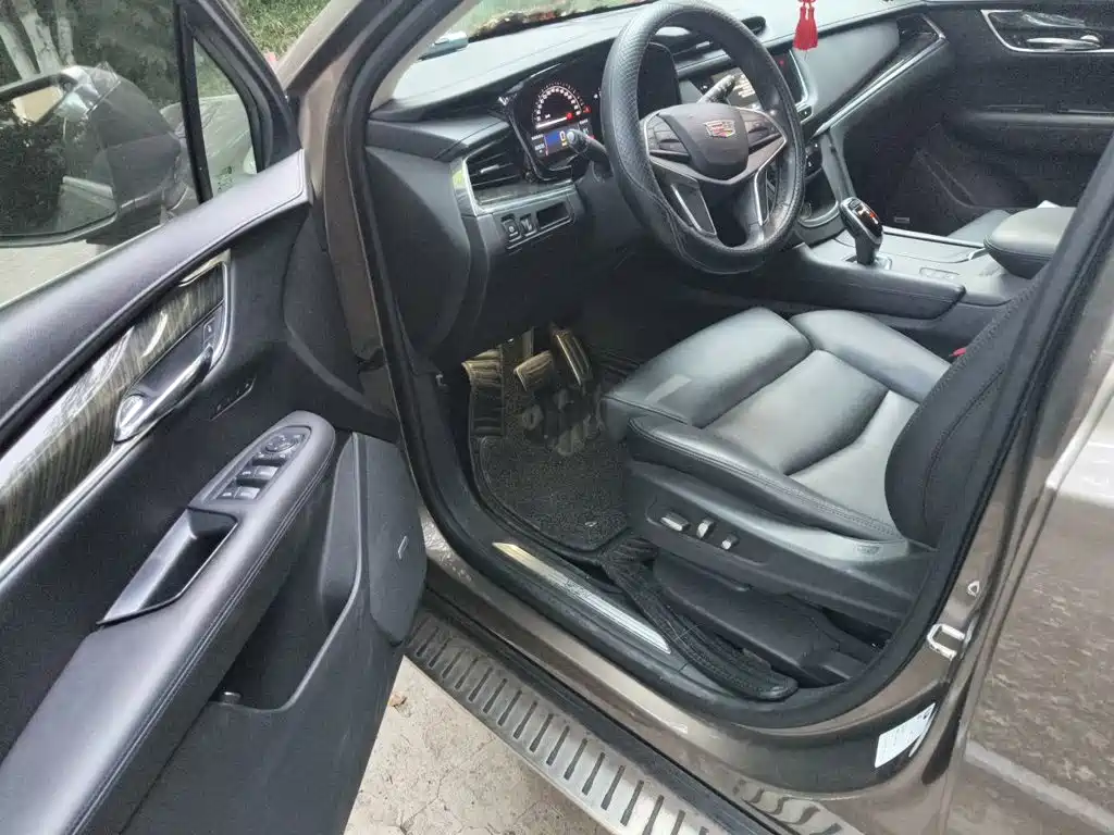Cadillac XT5 — миниатюра 14
