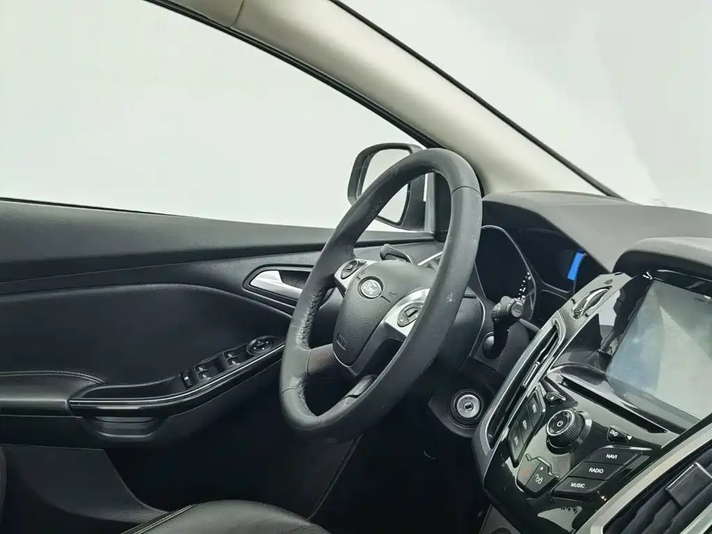 Ford Focus — миниатюра 22