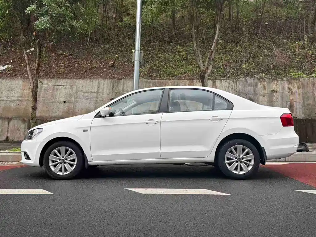 Volkswagen Jetta — миниатюра 3