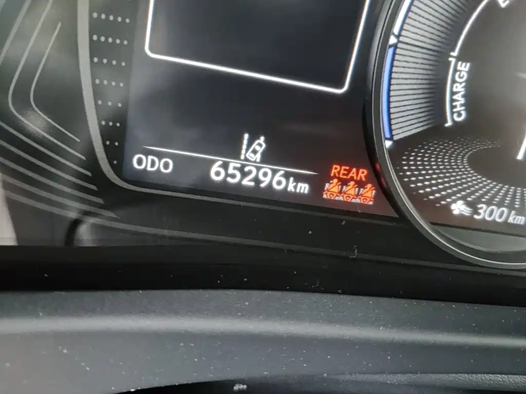Lexus UX New Energy — миниатюра 17