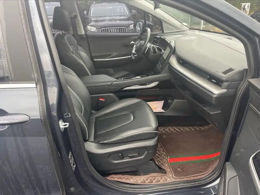 Hyundai Custo — миниатюра 9