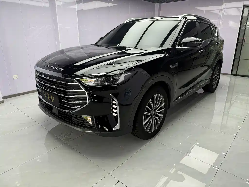 2023 JETOUR X70 - zdjęcie 1 z 23