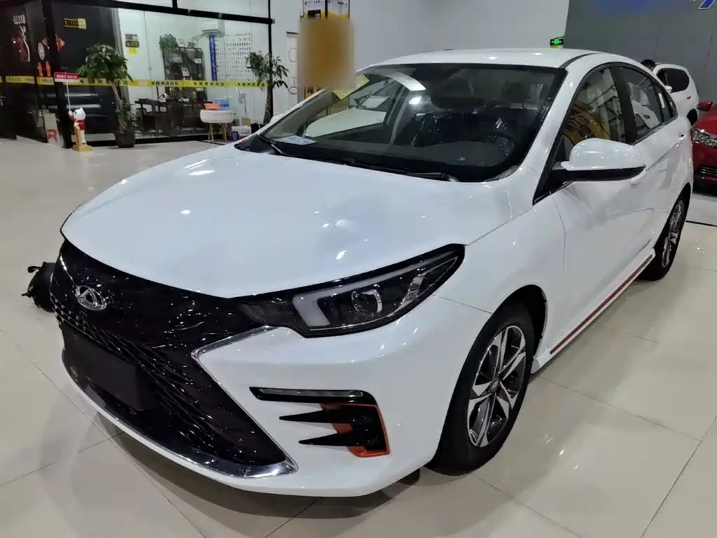 Chery Arrizo 5 PLUS — миниатюра 2