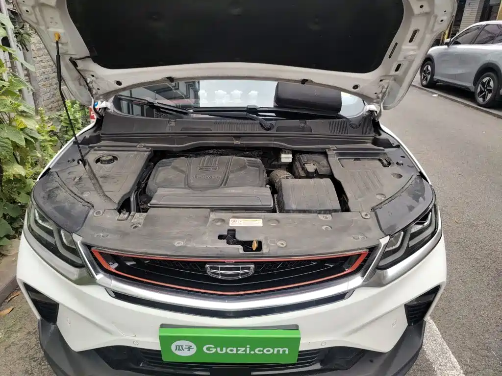 Geely Binyue — миниатюра 11
