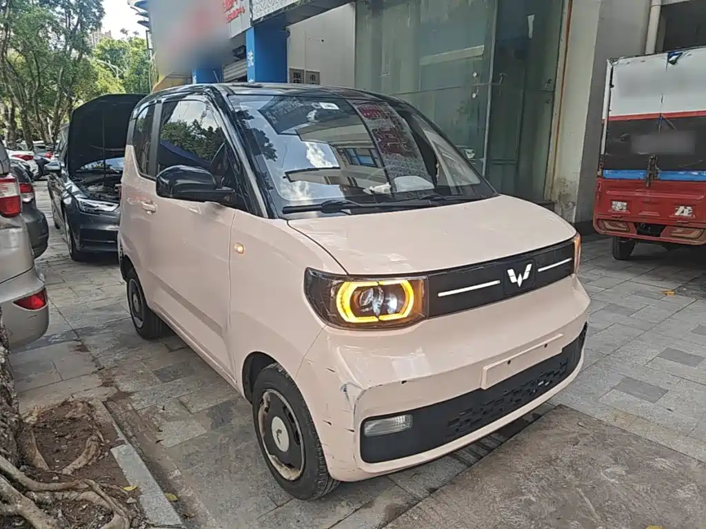 Wuling MINIEV — миниатюра 4