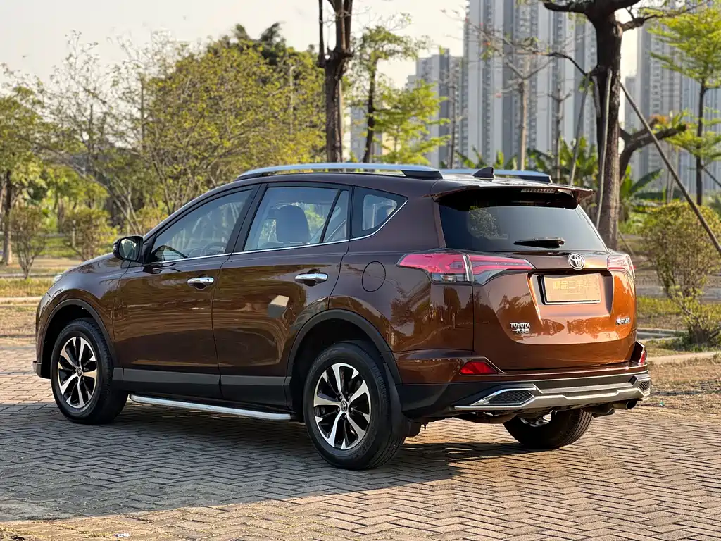 TOYOTA RAV4 RONGFANG