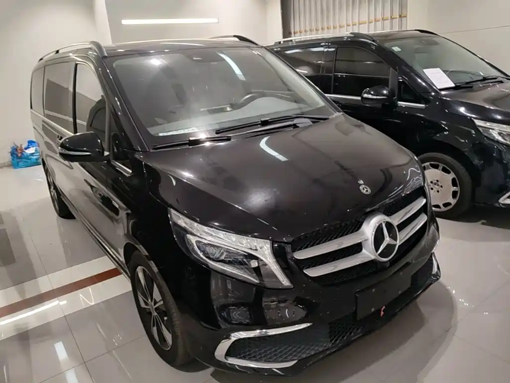 Mercedes-Benz V-Class — миниатюра 22