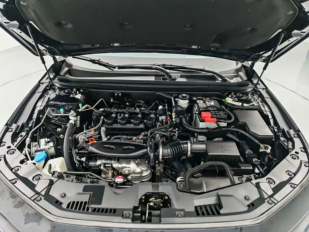 Honda Accord — миниатюра 18