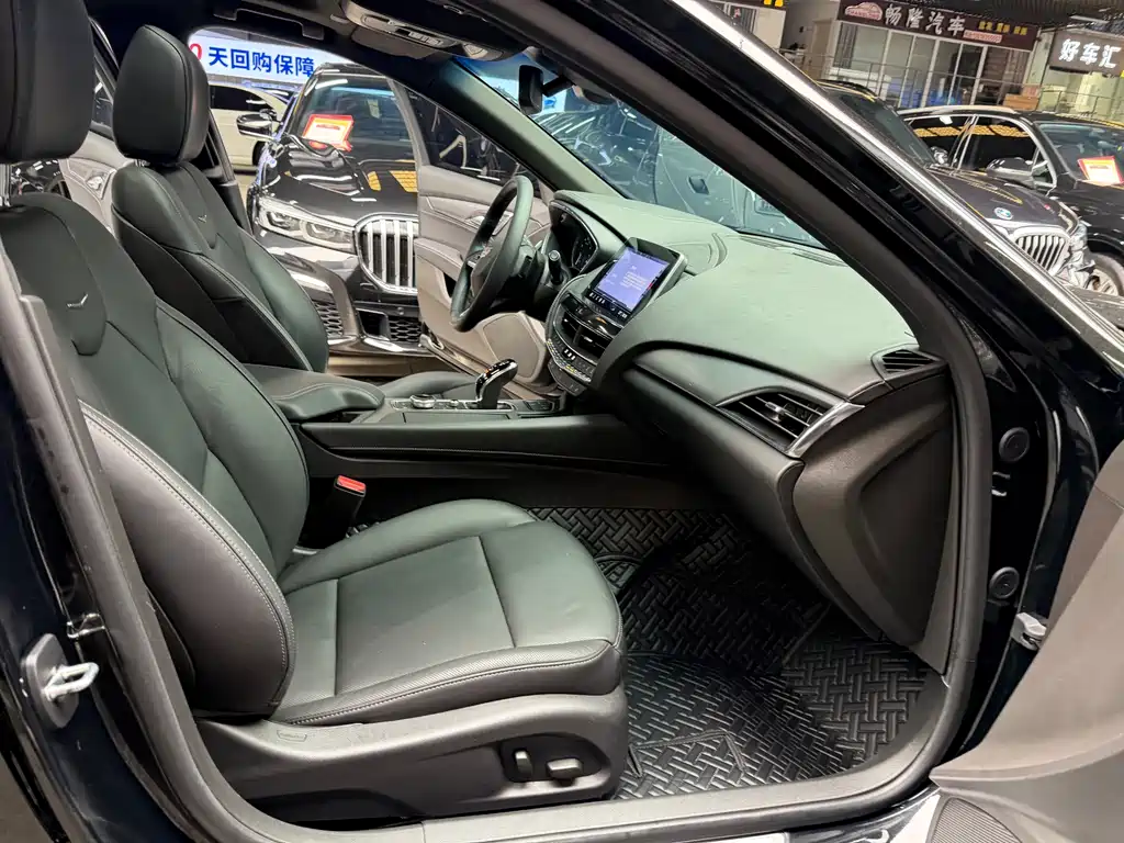 Cadillac CT5 — миниатюра 18