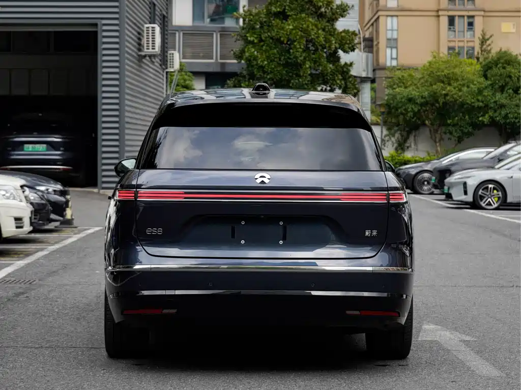 NIO ES8 — миниатюра 5