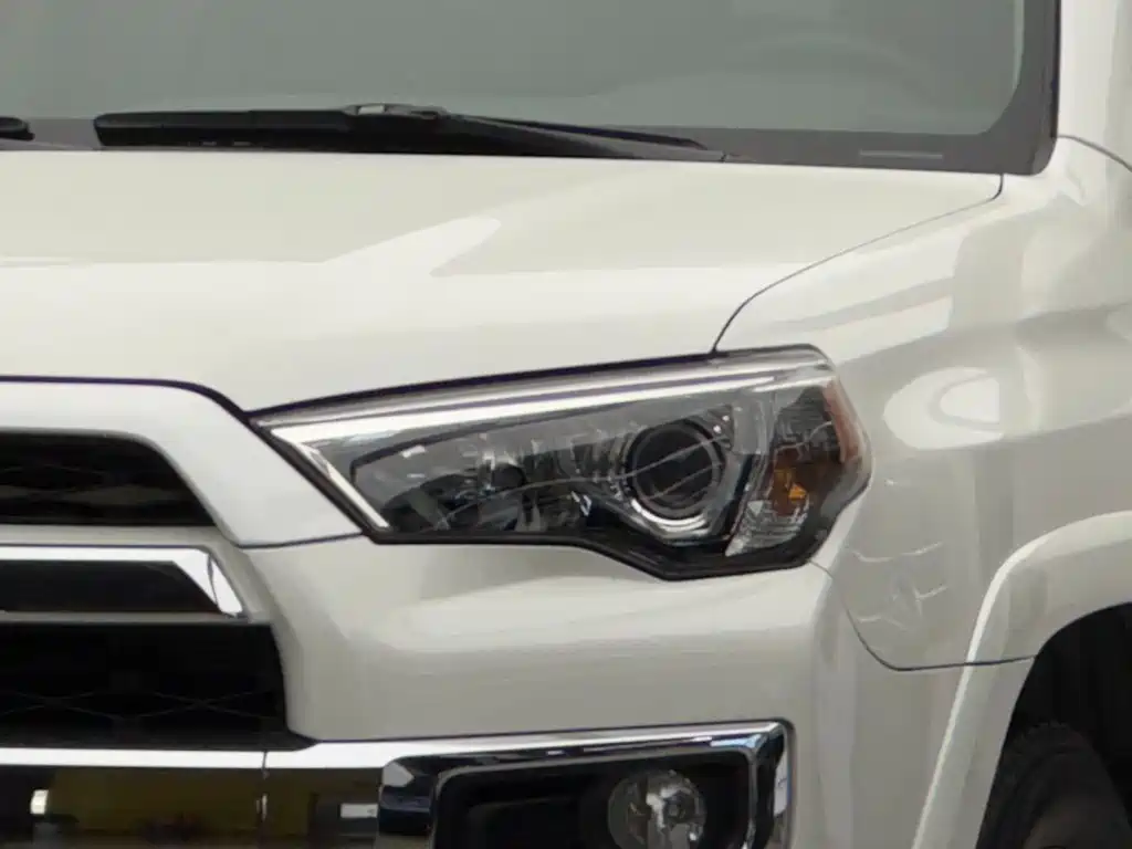 Toyota 4Runner — миниатюра 3