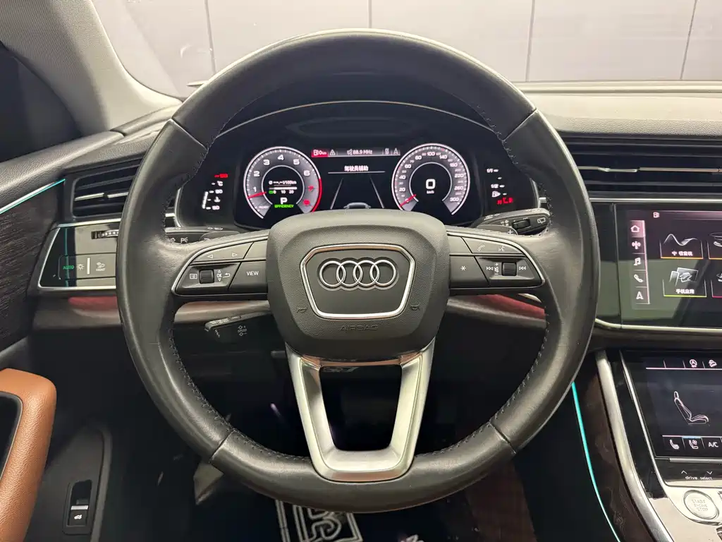Audi Q8 — миниатюра 6