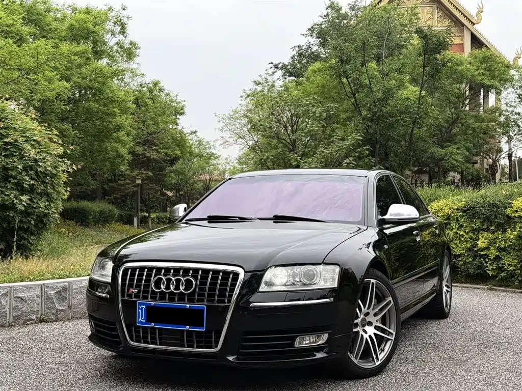 Audi S8 2009 S8 5.2 FSI quattro