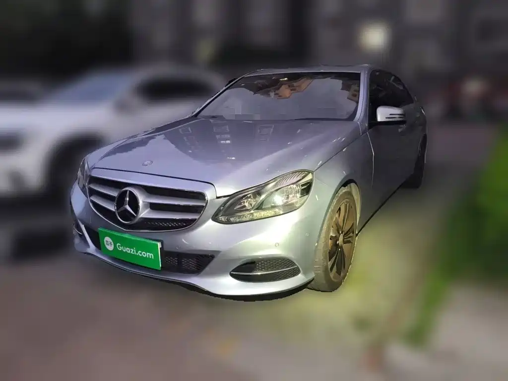 Mercedes-Benz E-Class — миниатюра 2