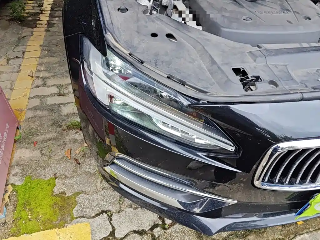 Volvo S90 2019 T5