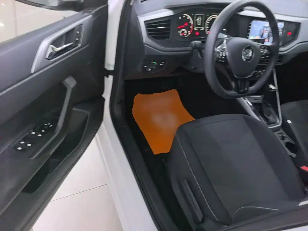 Volkswagen Polo — миниатюра 16