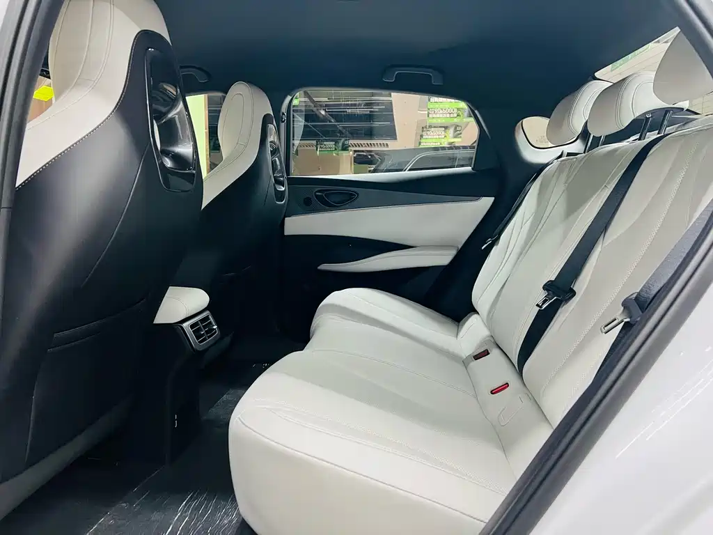 BYD SEAL 06 NEW ENERGY