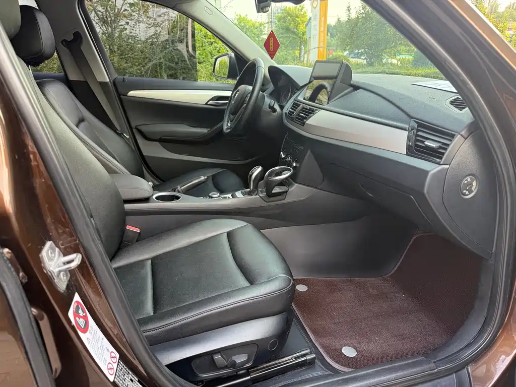 BMW X1 — миниатюра 12