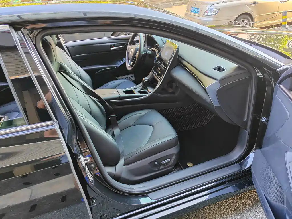 Toyota Avalon — миниатюра 7