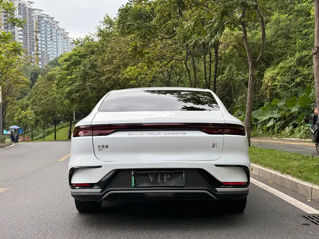 BYD Han — миниатюра 11