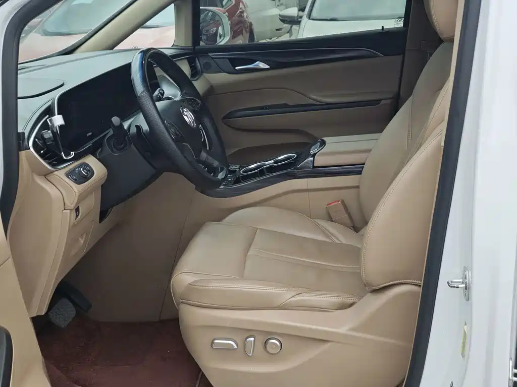 Buick GL8 — миниатюра 5