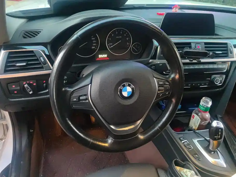 BMW 3 Series — миниатюра 15