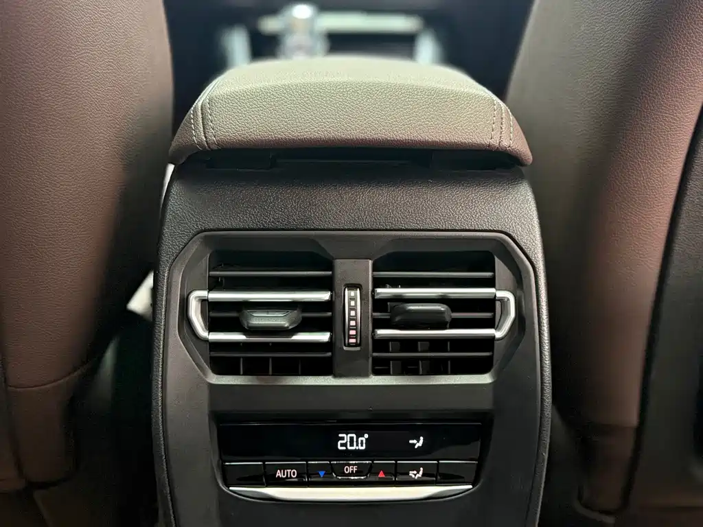 BMW 3 Series — миниатюра 12