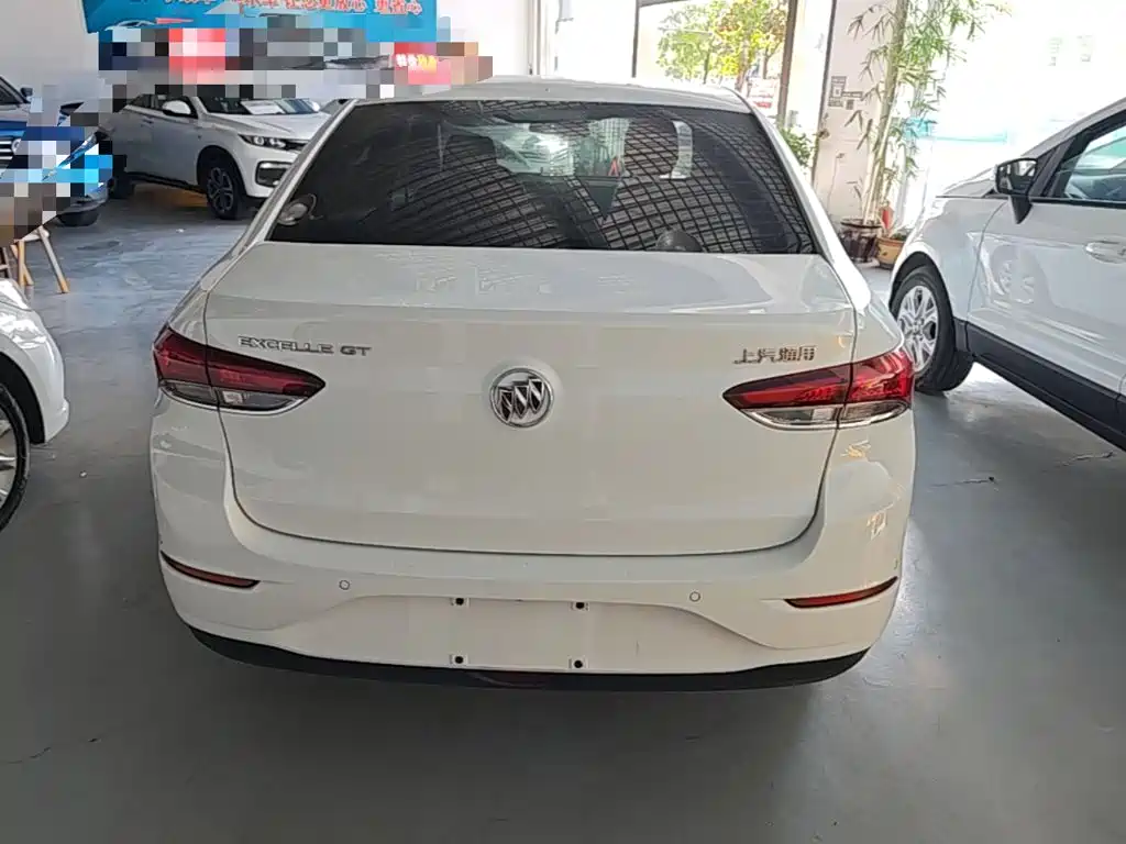 Buick Excelle — миниатюра 6