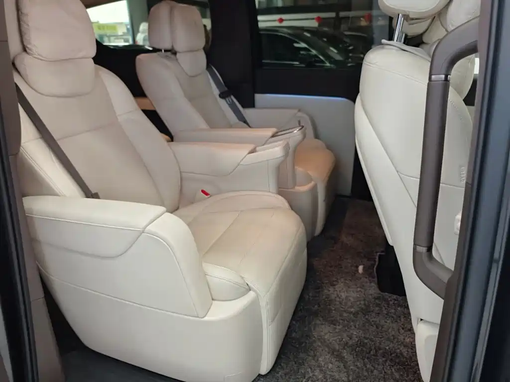 Li Auto Li MEGA — миниатюра 16