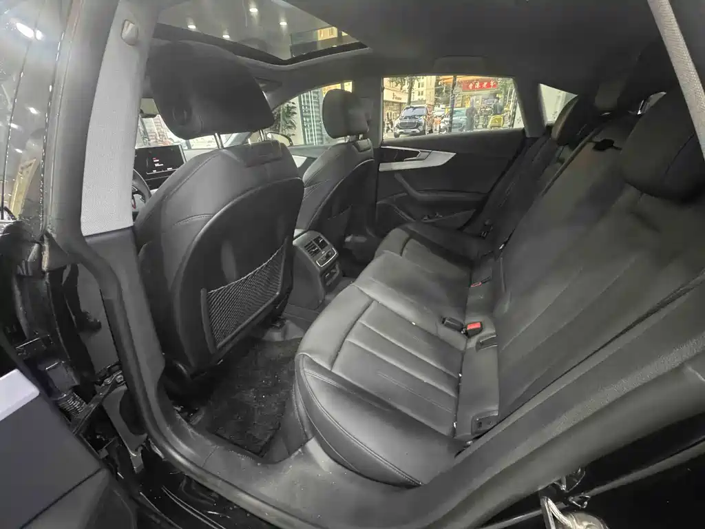 Audi A5 (Import) — миниатюра 6