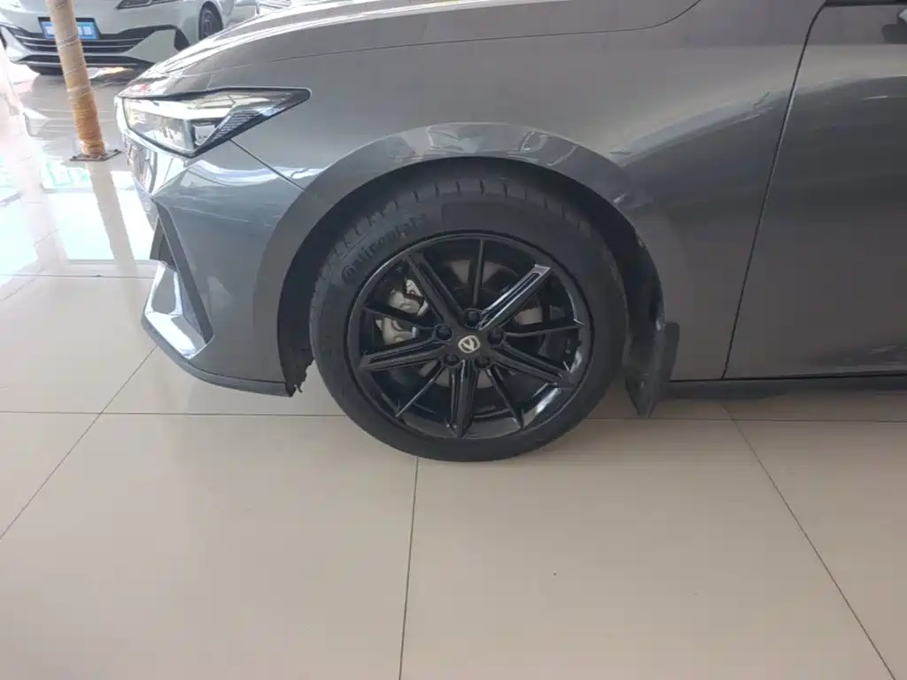 Changan UNI-V iDD — миниатюра 23