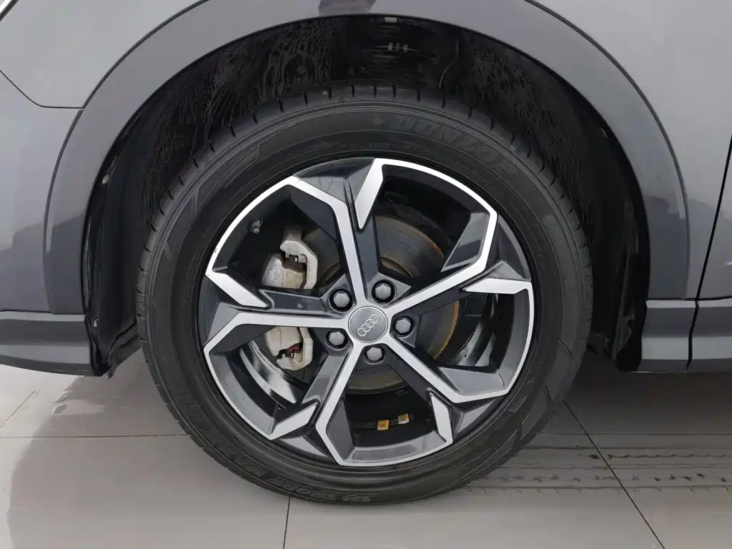 Audi Q3 Sportback — миниатюра 17