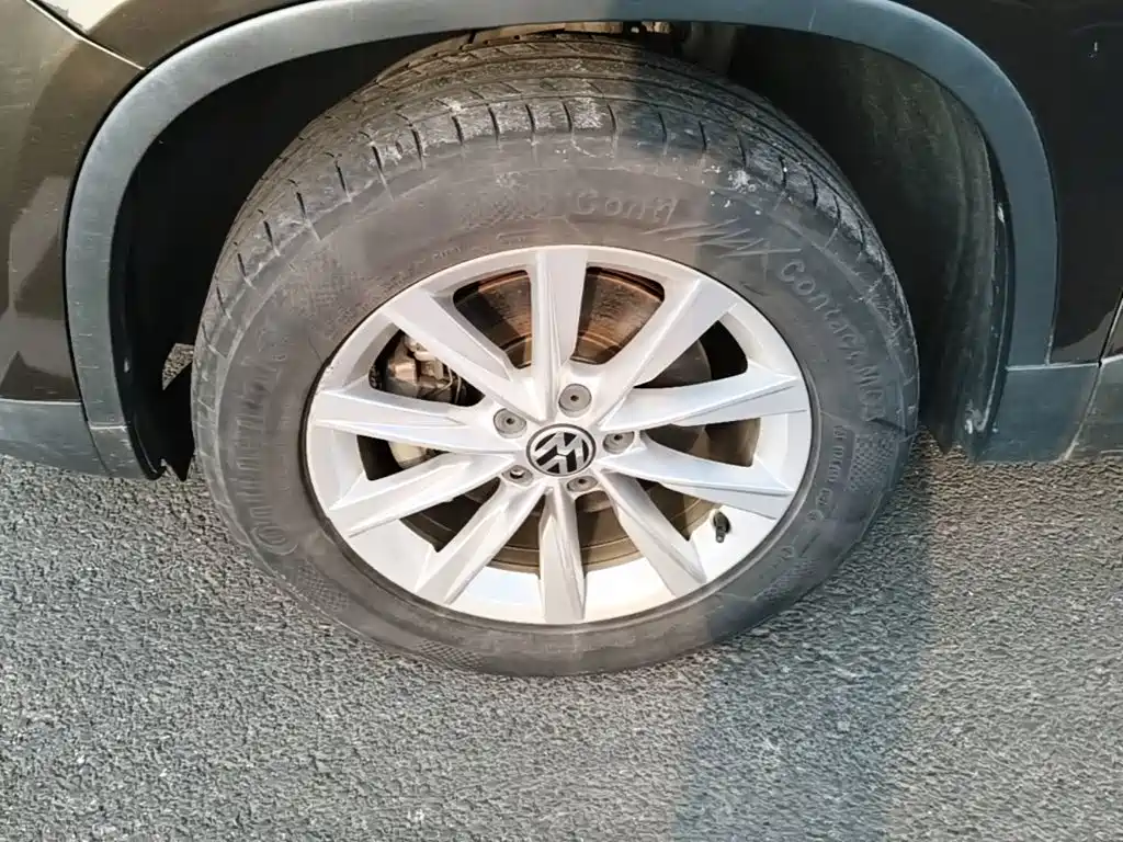 Volkswagen Tiguan — миниатюра 23