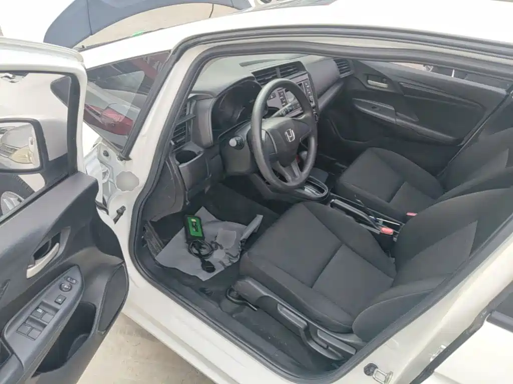Honda Fit — миниатюра 16