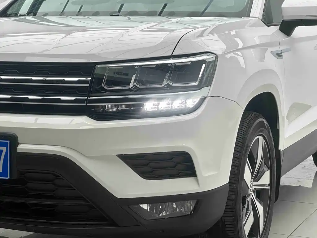Volkswagen Tharu — миниатюра 29