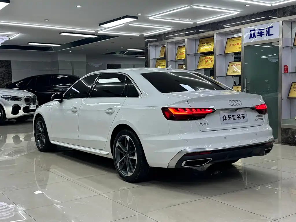 Audi A4L 2023 40 TFSI Fashion