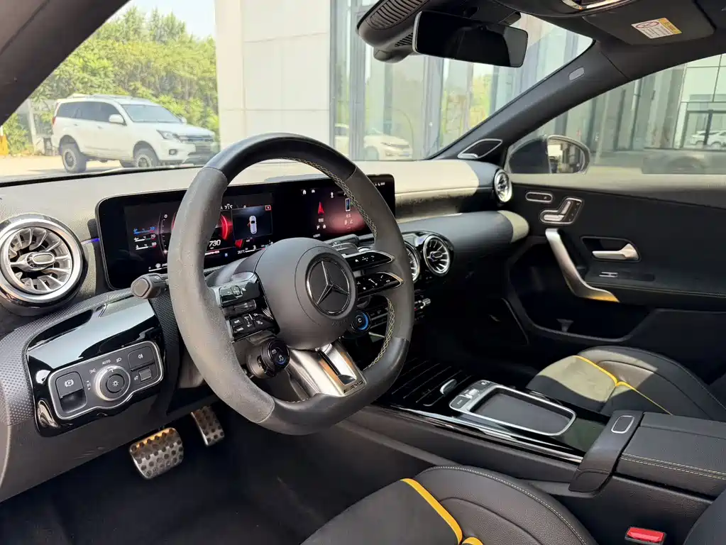 Mercedes-Benz A-Class AMG (Import) — миниатюра 13