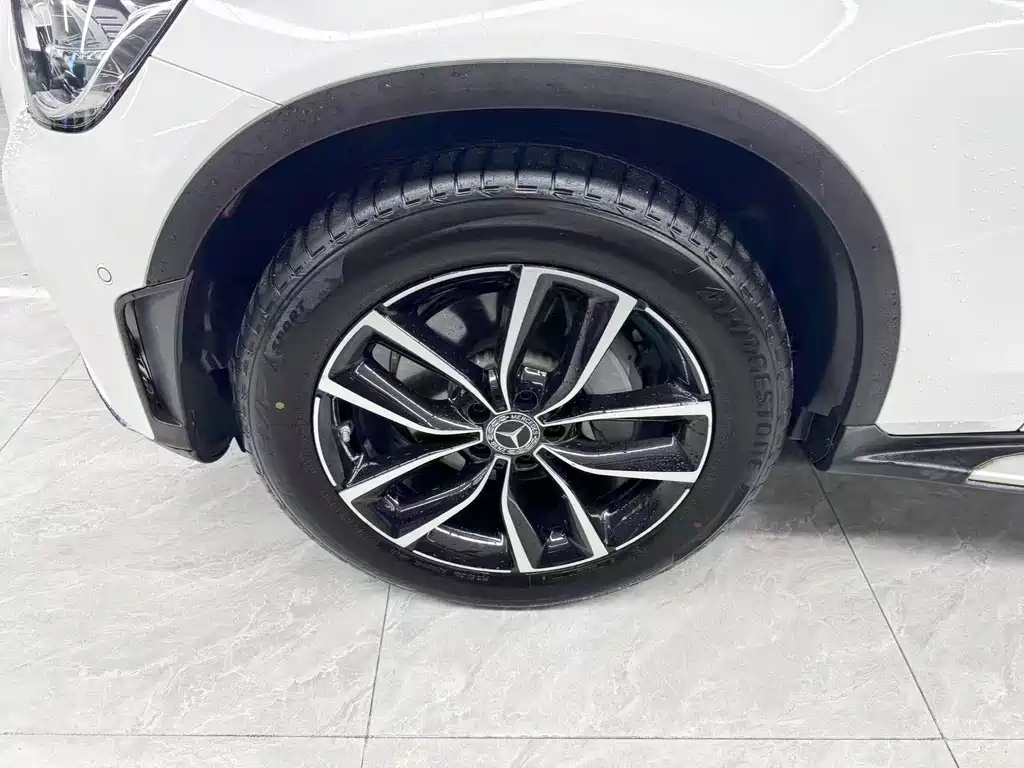 Mercedes-Benz GLC — миниатюра 23