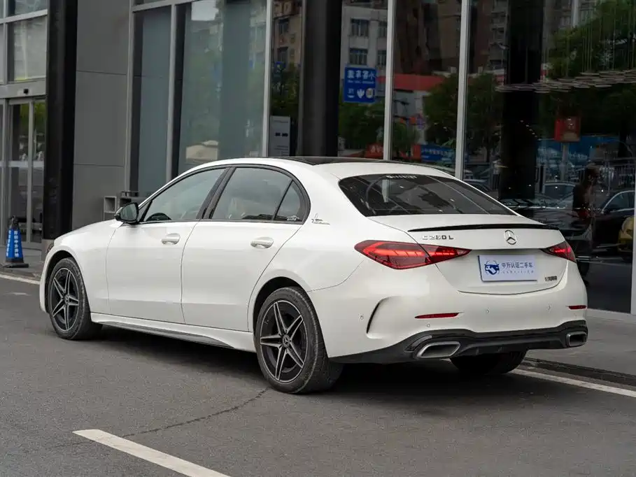 Mercedes-Benz C-Class — миниатюра 9